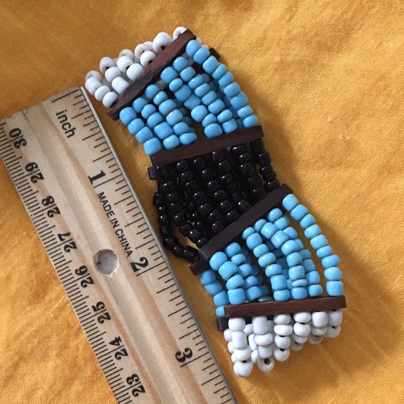 Stretchy beaded bracelet - Picture 3 of 3